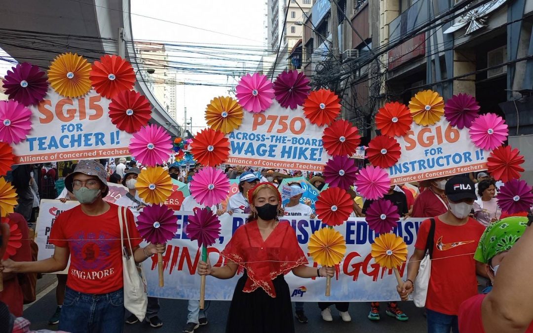 Workers mark May Day around the world